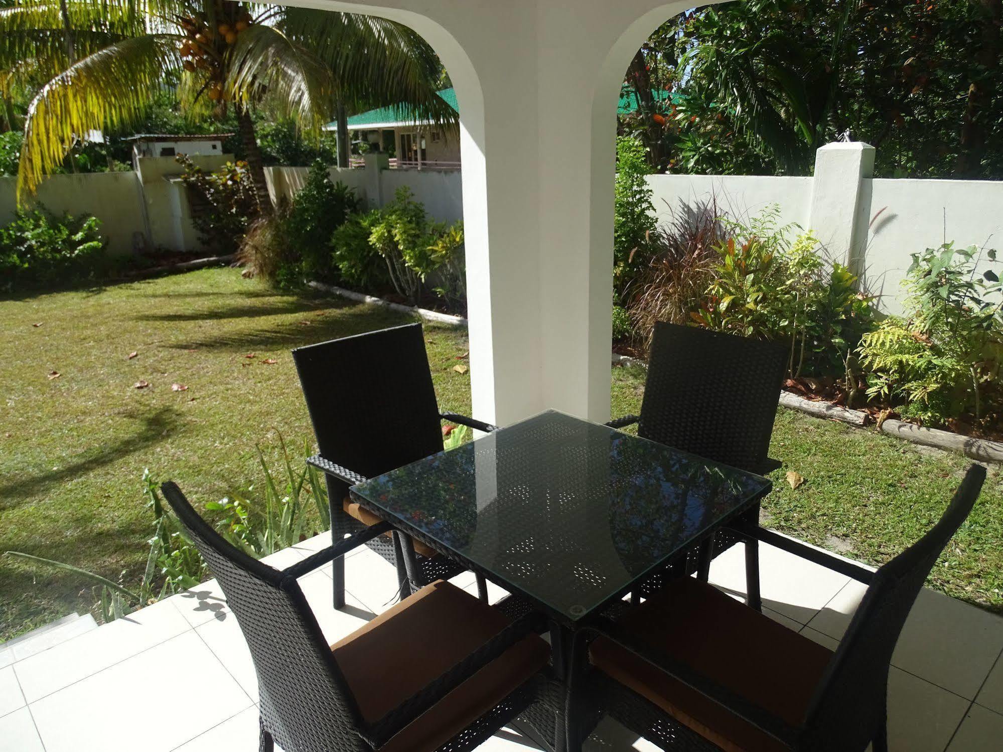 La Modestie Guest House Grand Anse  Exterior photo