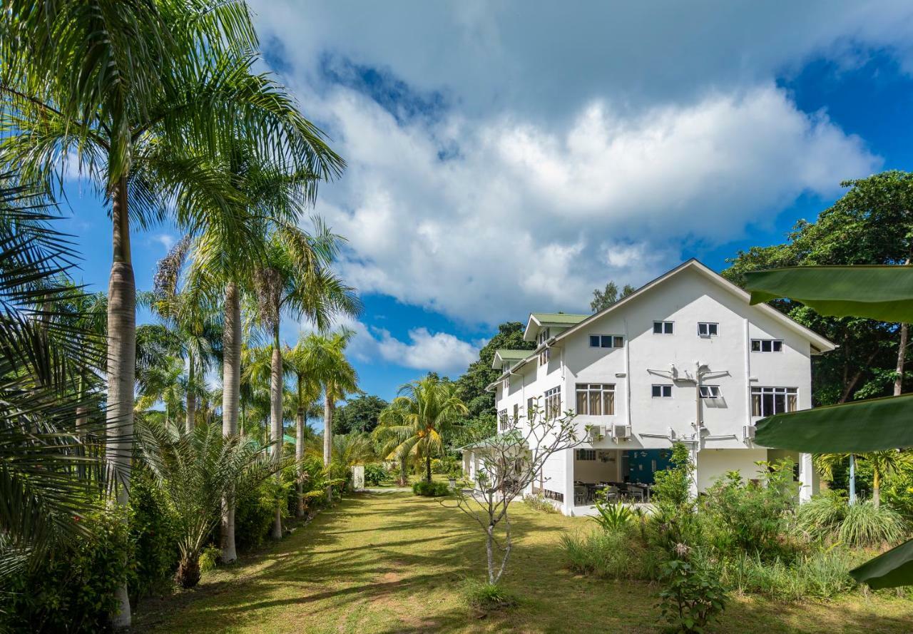 La Modestie Guest House Grand Anse  Exterior photo